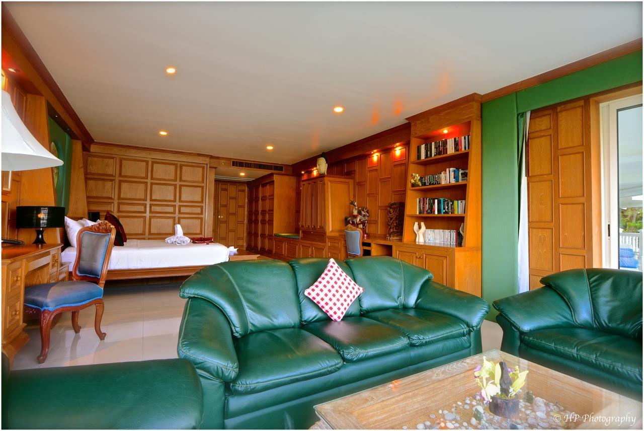 Villa Regtuk Patong Buitenkant foto